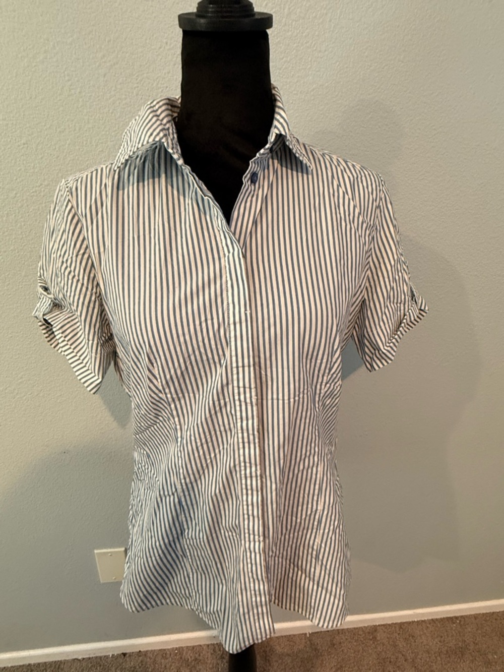 Short sleeve blouse